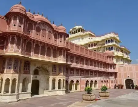 Tour of City Palace